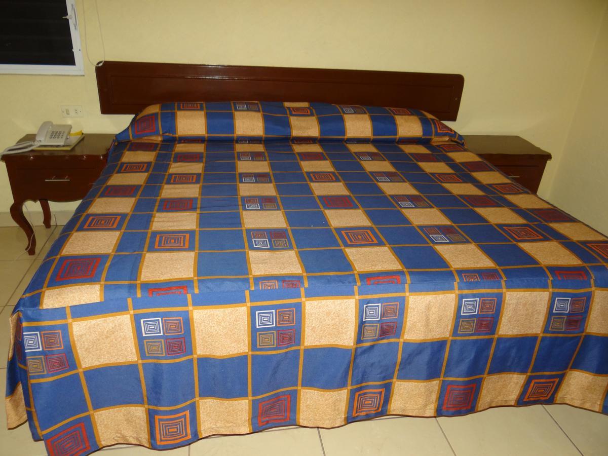 Hotel Bravo Tepic Εξωτερικό φωτογραφία
