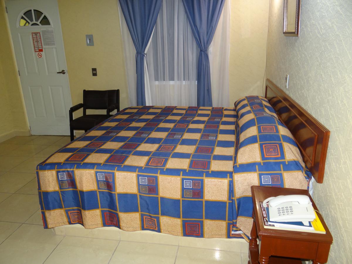 Hotel Bravo Tepic Εξωτερικό φωτογραφία