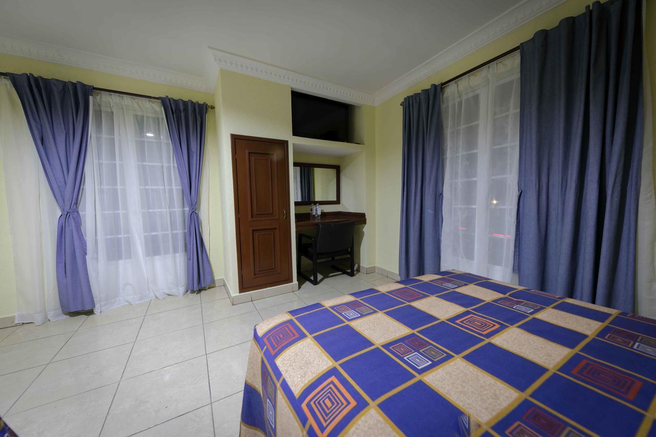 Hotel Bravo Tepic Εξωτερικό φωτογραφία