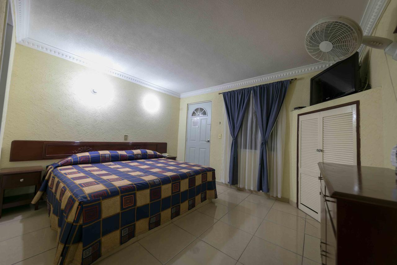 Hotel Bravo Tepic Εξωτερικό φωτογραφία